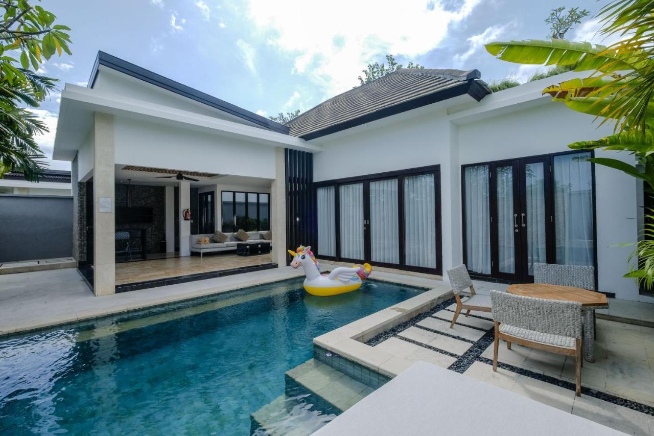 Prasana Villas By Arjani Resorts Uluwatu Exteriör bild