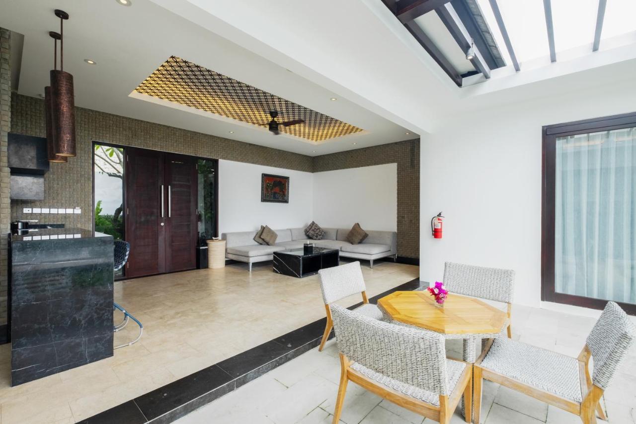 Prasana Villas By Arjani Resorts Uluwatu Exteriör bild